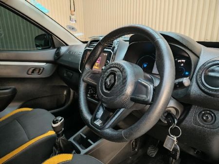 2023-Renault-Kwid-10-Climber_9