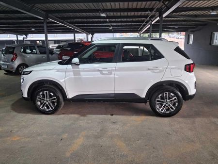 2024-Hyundai-Venue-10-TGDI-Fluid-DCT_5