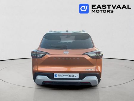 2025-Nissan-Magnite-10-Acenta-AMT_5