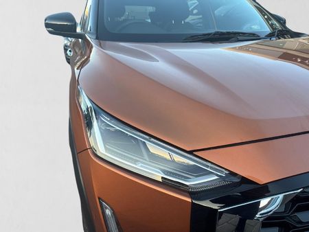 2025-Nissan-Magnite-10-Acenta-AMT_8