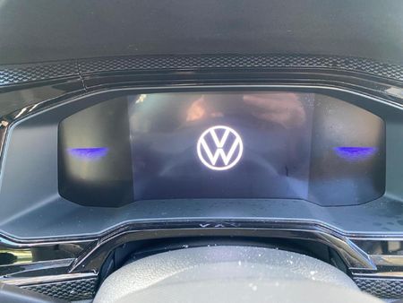 2025-Volkswagen-Taigo-10-TSI-Life-Auto_16
