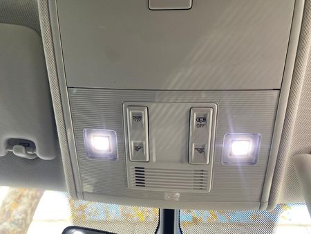 2025-Volkswagen-Taigo-10-TSI-Life-Auto_27