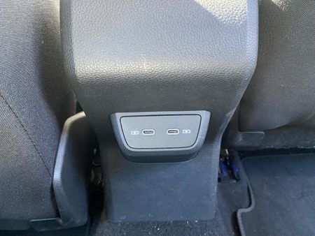 2025-Volkswagen-Taigo-10-TSI-Life-Auto_28