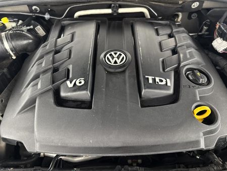 2017-Volkswagen-Amarok-30-TDI-Highline-4Motion-Auto-Double-Cab_11