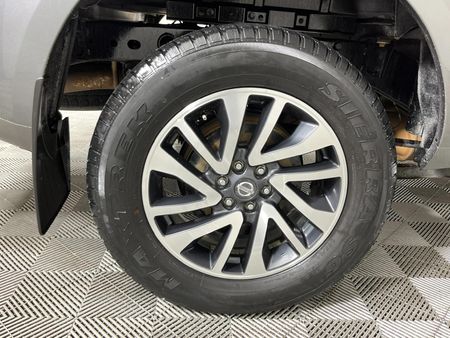 2018-Nissan-Navara-23D-SE-Auto-Double-Cab_7