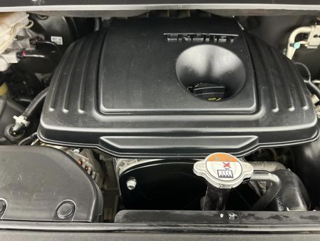 2019-Hyundai-H-1-25-CRDi-Elite-Auto-12-seat_12