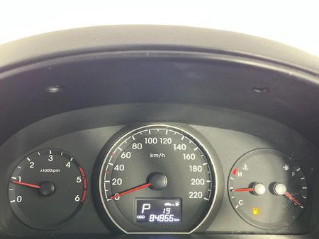2019-Hyundai-H-1-25-CRDi-Elite-Auto-12-seat_2