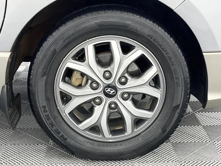 2019-Hyundai-H-1-25-CRDi-Elite-Auto-12-seat_5