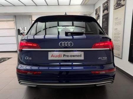 2021-Audi-Q5-quattro-Auto-40-TDI_5