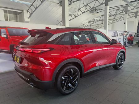 2025-BAIC-X55-15T-Premium-Auto_5