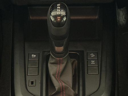 2025-Isuzu-D-Max-19-DDI-HR-X-Rider-Auto-Double-Cab_9