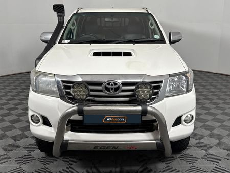 2015-Toyota-Hilux-30-D-4D-Legend-45-4x4-Double-Cab_15