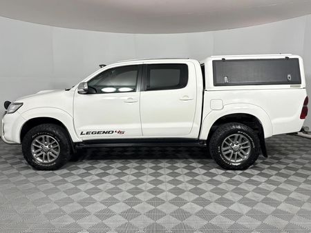 2015-Toyota-Hilux-30-D-4D-Legend-45-4x4-Double-Cab_19