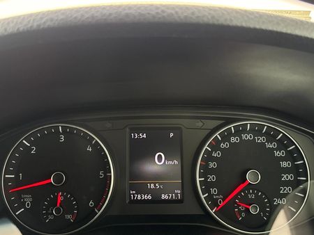 2019-Volkswagen-Amarok-30-TDI-Highline-EX-4Motion-Auto-Double-Cab_2