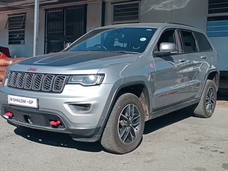 2022-Jeep-Grand-Cherokee-36-Trailhawk_1