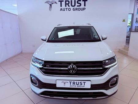 2023-Volkswagen-T-Cross-15-TSI-R-Line-Auto_3