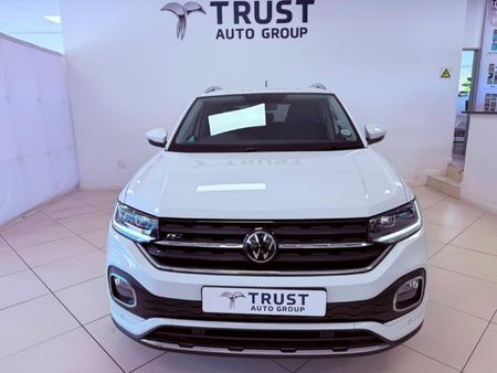 2023-Volkswagen-T-Cross-15-TSI-R-Line-Auto_5