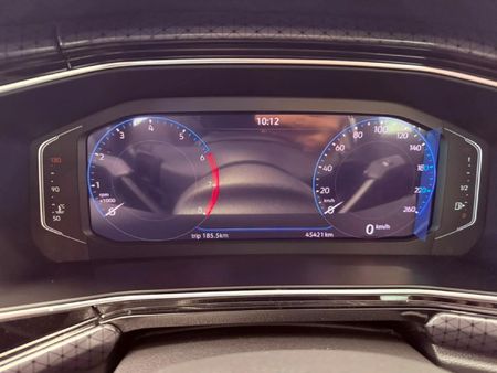 2023-Volkswagen-T-Cross-15-TSI-R-Line-Auto_8