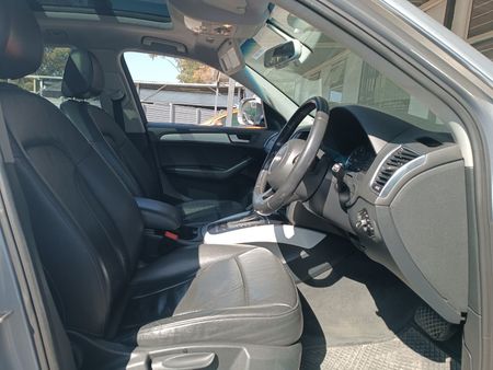 2015-Audi-Q5-20-TDI-quattro-S-Auto_12