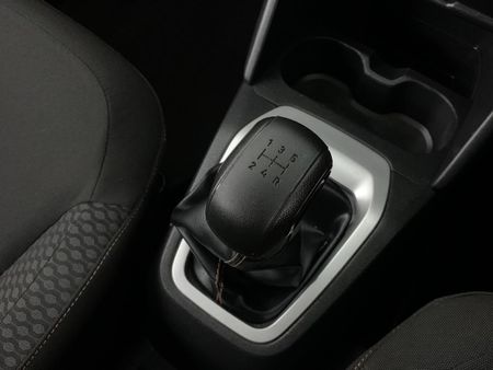 2025-Citroen-C3-12-Max-61kW_7