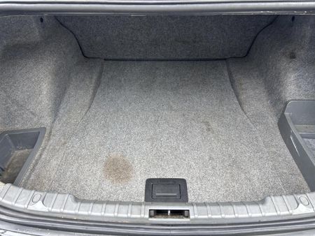 2011-BMW-3-Series-320i-Auto_12