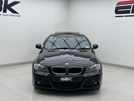 2011-BMW-3-Series-320i-Auto_1
