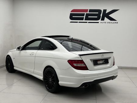 2013-Mercedes-Benz-C-Class-C-180-BE-Coupe-Auto_3