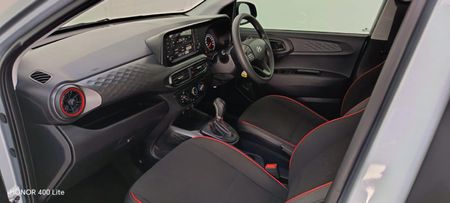 2024-Hyundai-Grand-i10-12-Motion-Auto_10