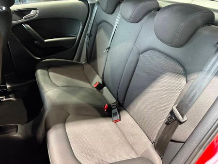 2014-Audi-A1-Sportback-14-TFSI-Attraction-Auto_10