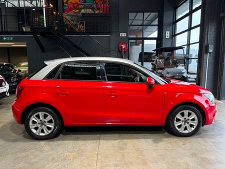 2014-Audi-A1-Sportback-14-TFSI-Attraction-Auto_3