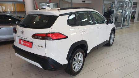 2024-Toyota-Corolla-Cross-18-XS_2