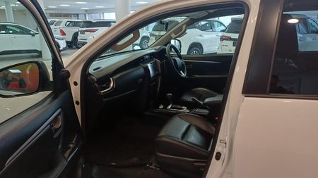 2024-Toyota-Fortuner-24-GD-6-4x4-Auto_7