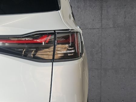 2026-Isuzu-Mu-x-30D-LS-Auto_11