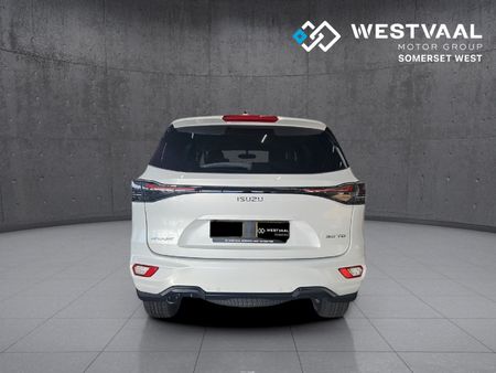 2026-Isuzu-Mu-x-30D-LS-Auto_5