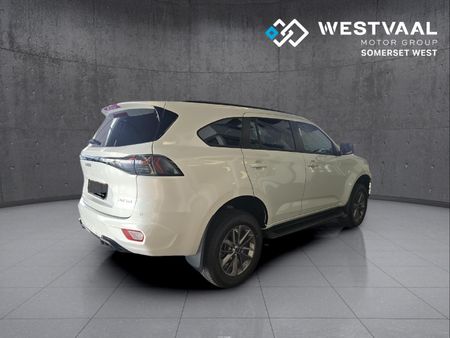 2026-Isuzu-Mu-x-30D-LS-Auto_6