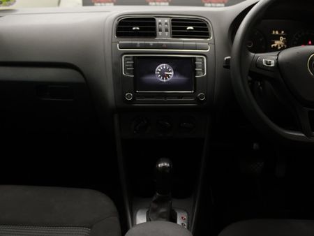 2022-Volkswagen-Polo-Vivo-16-Comfortline-Auto-5-dr_11