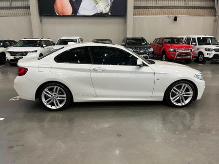 2014-BMW-2-Series-220d-Coupe-M-Sport-Auto_7