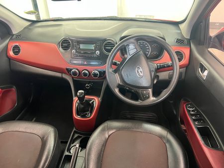 2017-Hyundai-Grand-i10-125-Motion_9