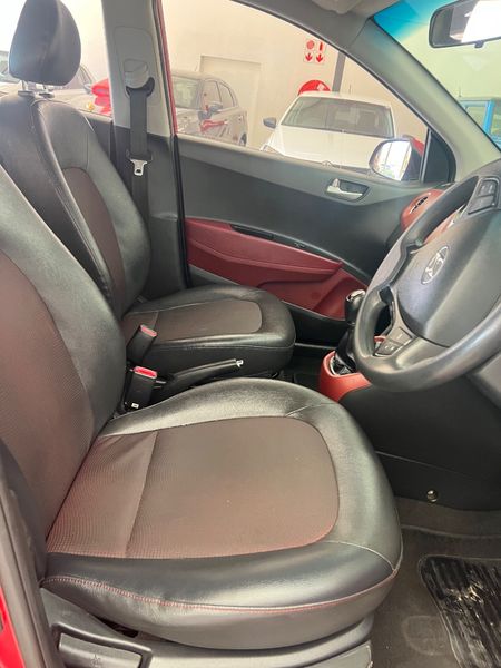 2017-Hyundai-Grand-i10-125-Motion_11