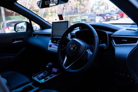 2026-Toyota-Corolla-Cross-18-XR_9
