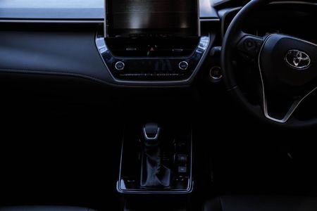 2026-Toyota-Corolla-Cross-18-XR_19