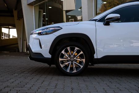 2026-Toyota-Corolla-Cross-18-XR_8