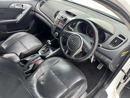 2012-Kia-Cerato-20-Auto_14