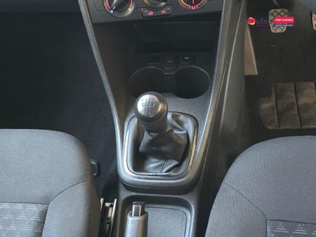 2025-Volkswagen-Polo-Vivo-14_10
