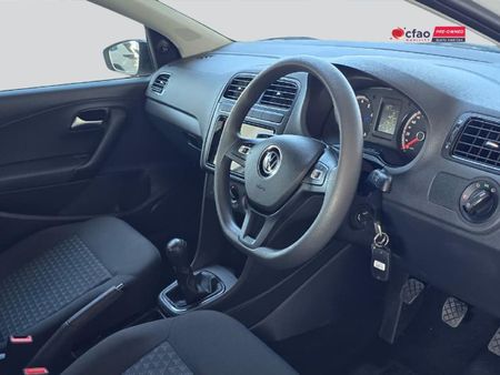 2025-Volkswagen-Polo-Vivo-14_8