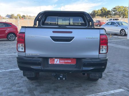 2025-Toyota-Hilux-24-GD-6-Raised-Body-Raider-Extended-Cab_4