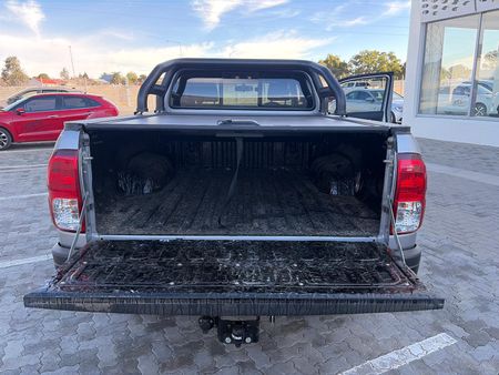 2025-Toyota-Hilux-24-GD-6-Raised-Body-Raider-Extended-Cab_5