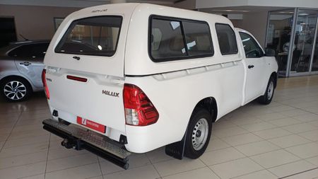 2023-Toyota-Hilux-20-VVTi-Single-Cab_9