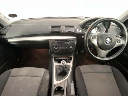 2006-BMW-1-Series-116i-5-dr_1