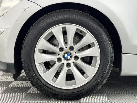 2006-BMW-1-Series-116i-5-dr_4